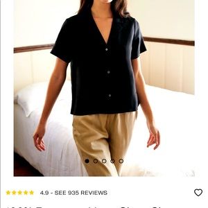 QUINCE 100% linen button down collared short sleeve shirt